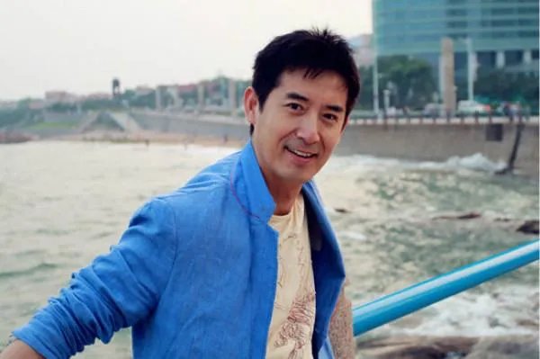 贵州卫视《真相》主持人马跃，是什么身份出身？