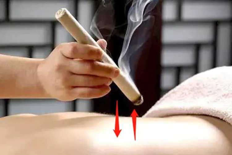 正确的艾灸方法图片